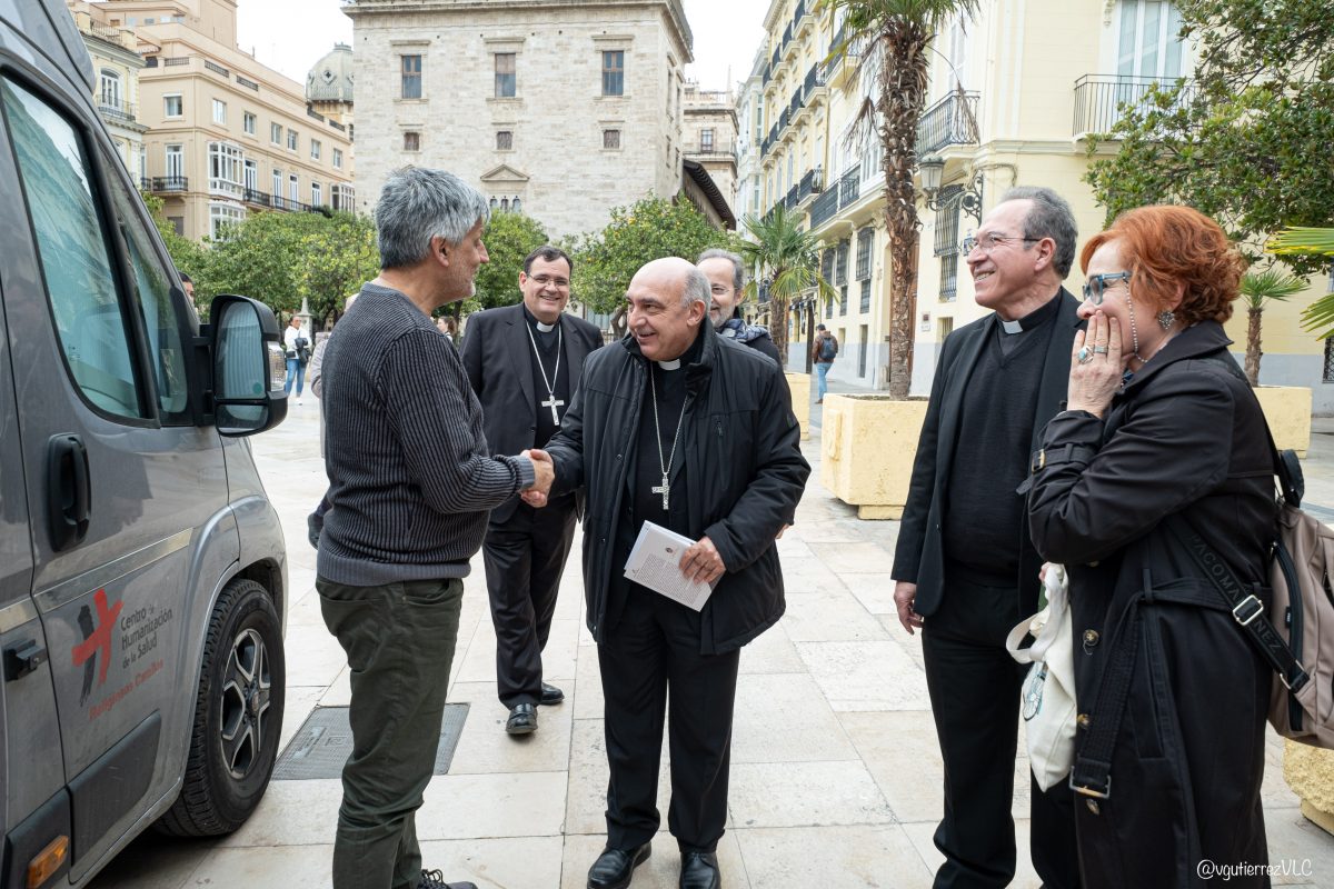 Mns. Enrique Benavent en UMI